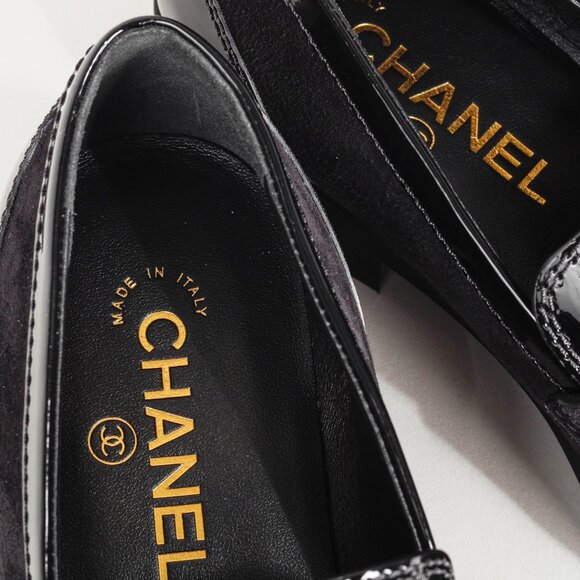 Chanel 22K Black Patent and Suede Crystal-CC Loafers, Size 8.5 - Picture 9 of 11